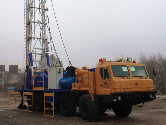 Новейший ремонтно-буровой агрегат БАЗ АРБ 100Б поставлен заказчику