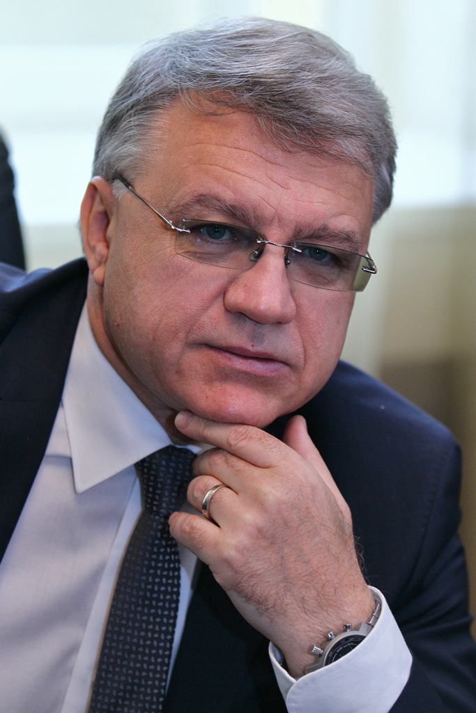 Привлечь, поддержать и закрепить