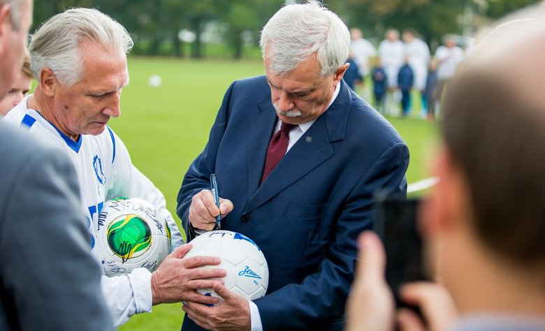Состоялось открытие футбольного стадиона и детского футбольного клуба "Алмаз – Антей"