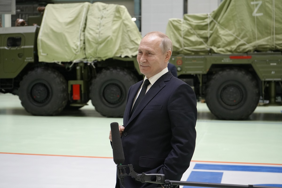 Президент России посетил Обуховский завод Концерна ВКО «Алмаз – Антей»