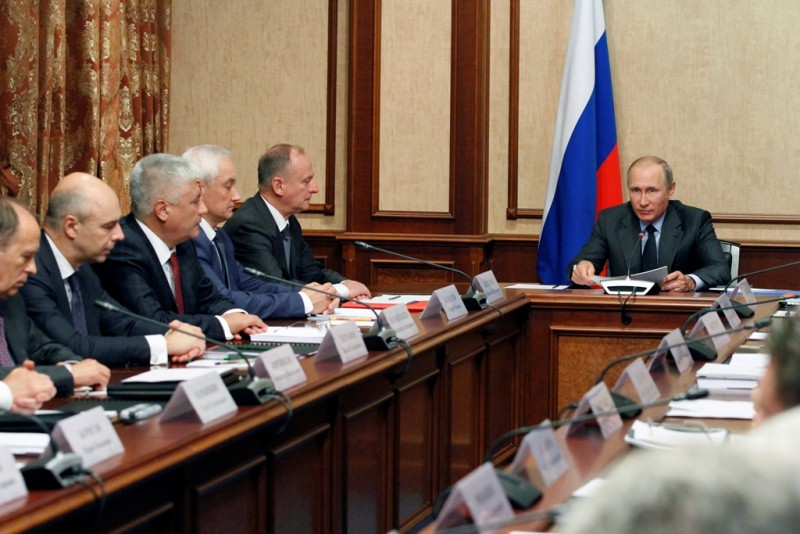 Владимир Путин поздравил коллектив Концерна ВКО "Алмаз – Антей" с Днем оружейника